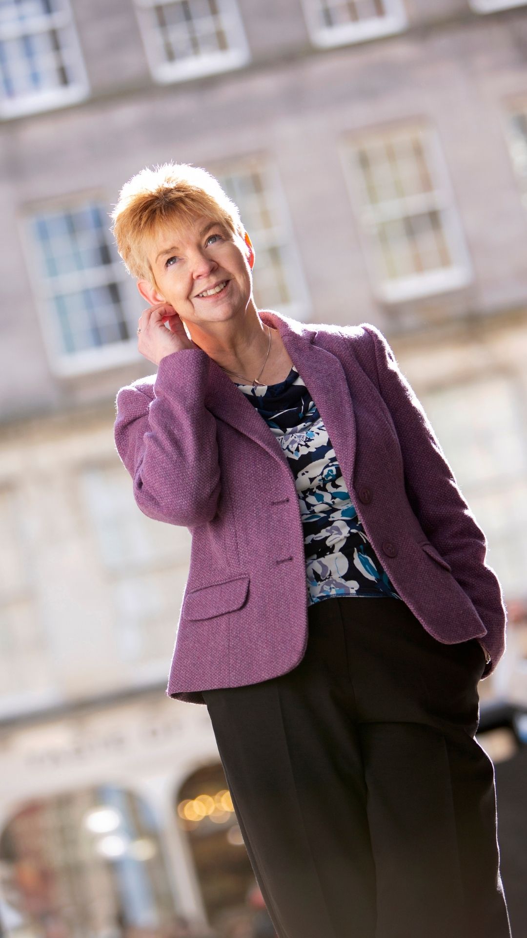 Reward Consultant Pauline Lindsay - Pauline Lindsay